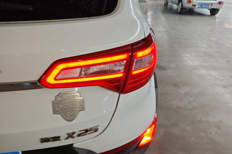 Used BAIC Senova X25 2015 1.5L Manual Elite Edition
