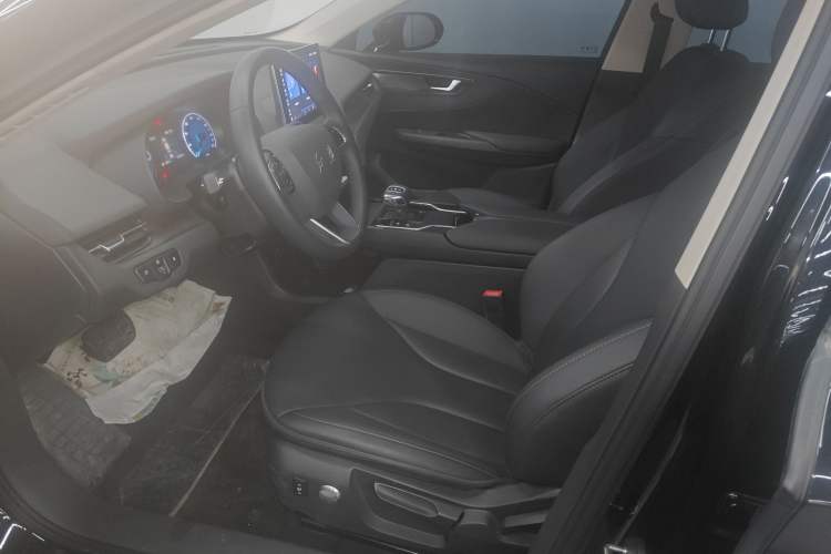 Used Hongqi E-QM5 2023 Base Travel Edition Left Front Seat