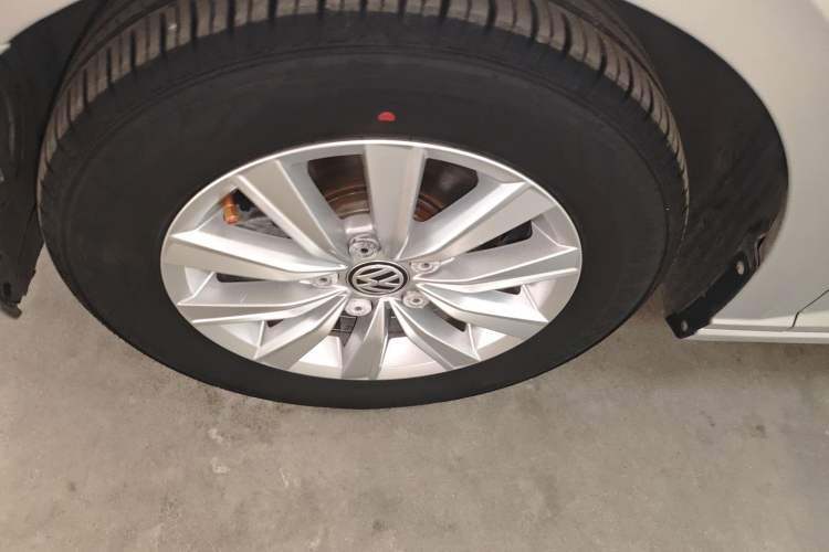 Used Volkswagen Lavida 2019 1.5L Automatic Fashion Edition China VI Exterior 4