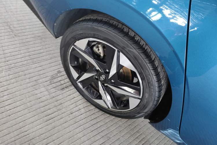 Used Hyundai Elantra 2021 1.5L CVT LUX Prestige Edition
