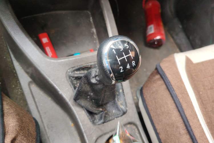 Used Wuling Rongguang V 2016 1.5L Standard Version Gear Lever