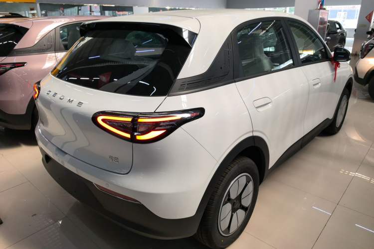 Used Geely Galaxy Geome 2026 Model 310km Youth Edition
