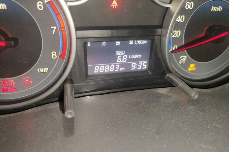 Used Suzuki SX4 2013 1.6L Manual CoolRide Model