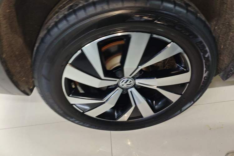 Used Volkswagen Tayron 2022 330TSI Two-Wheel Drive Luxury Smart Connectivity Version Exterior 5