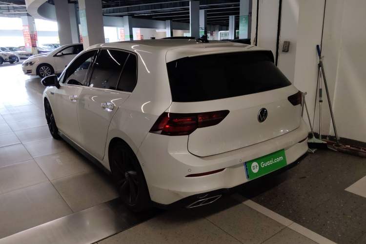 Used Volkswagen Golf 2023 280TSI DSG R-Line Lite Rear Left 45 Deg