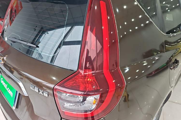 Used Geely Auto Vision X6 2018 1.4T CVT 4G Connected Luxury Version
