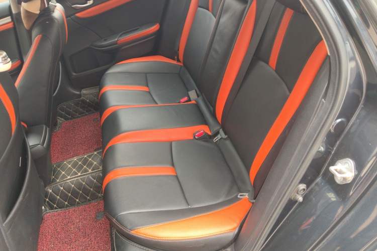 Used Honda Civic 2019 220TURBO CVT Dynamic Edition China VI Emission Standard Left Rear Seat