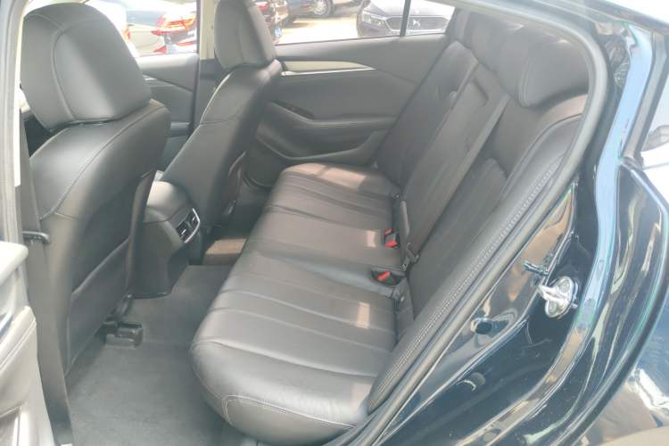 Used Mazda Atenza 2020 2.0L Blue Sky Luxury Edition
