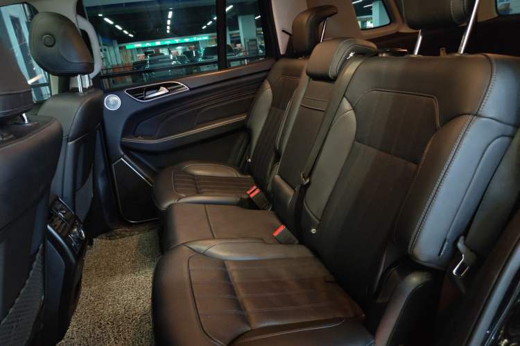 Used BAIC Off-Road BJ90 2021 3.0T Zhenrong Edition Left Rear Seat