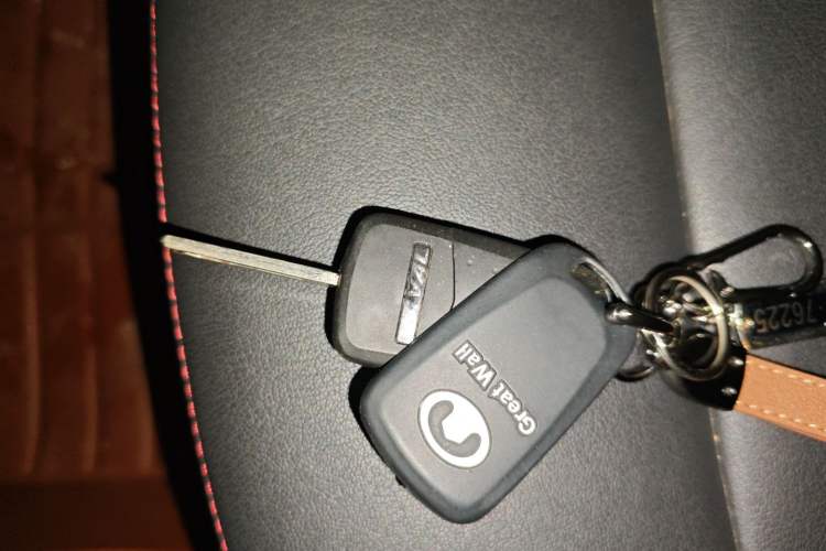 Used Haval H1 2015 1.5L Manual Luxury Model