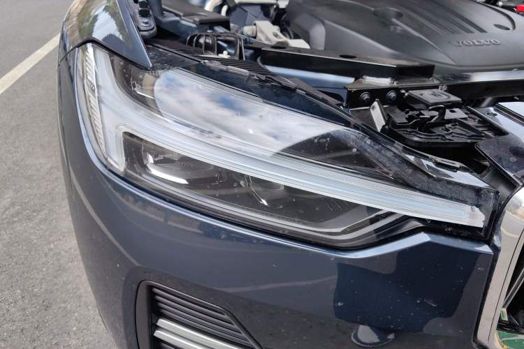 Used Volvo XC60 2023 B5 4x4 Smart Luxury Edition