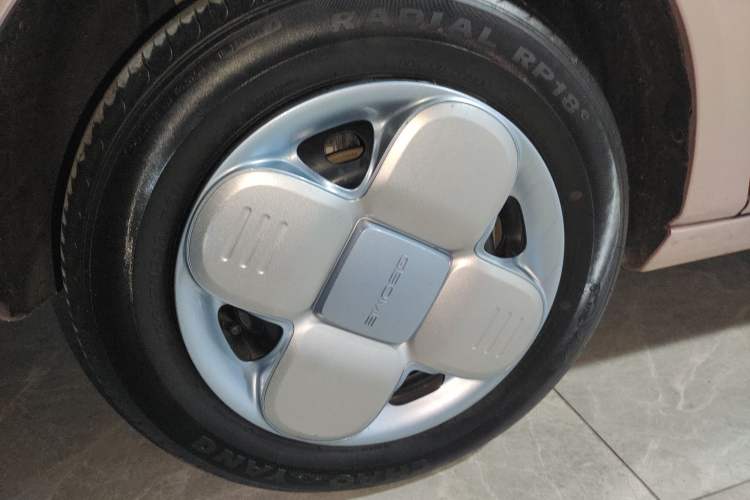 Used Geely Galaxy Panda 2023 Panda Mini 200km Endurance Bear