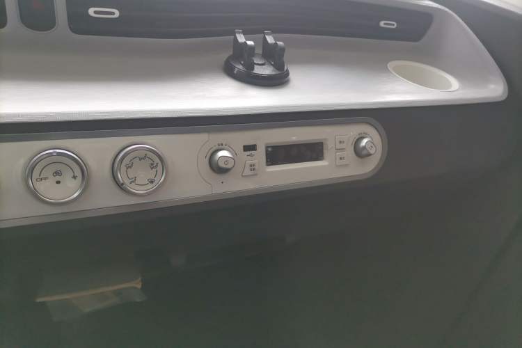 Used Wuling Hongguang MINIEV 2022 Macaron Fashion Edition Lithium-Nickel-Cobalt-Alpha-oxide