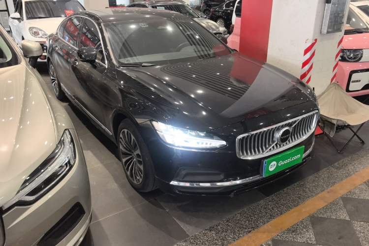 Used Volvo S90 2023 B5 Zhiyi Luxury Edition
