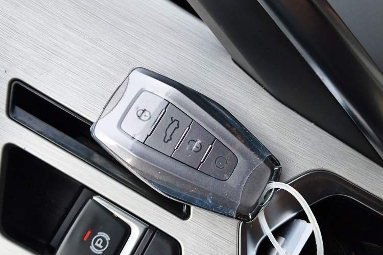 Used Geely Auto Coolray 2023 1.5T DCT Platinum Edition
