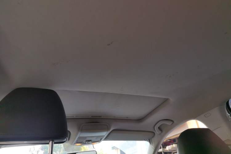 Used Volkswagen Sagitar 2012 1.4TSI Automatic Luxury Edition Headliner