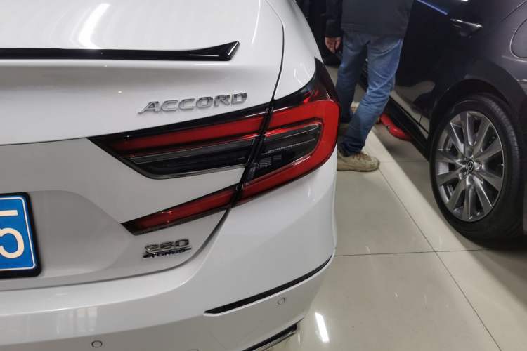 Used Honda Accord 2022 260TURBO Phantom Night · Prestige Edition Right Rear Taillight