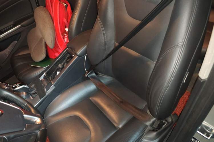 Used Volvo S60 2017 S60L T4 Smart Range Edition
