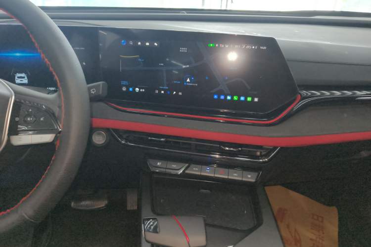 Used Changan X5 PLUS 2024 1.5T DCT Excellence Edition
