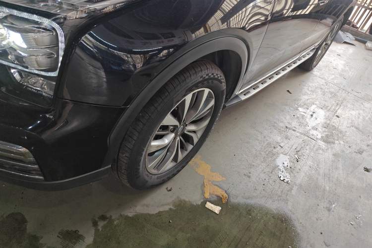 Used GAC Trumpchi GS8 2017 320T Two-Wheel Drive Luxury Smart Connectivity Version (7 Seats)
