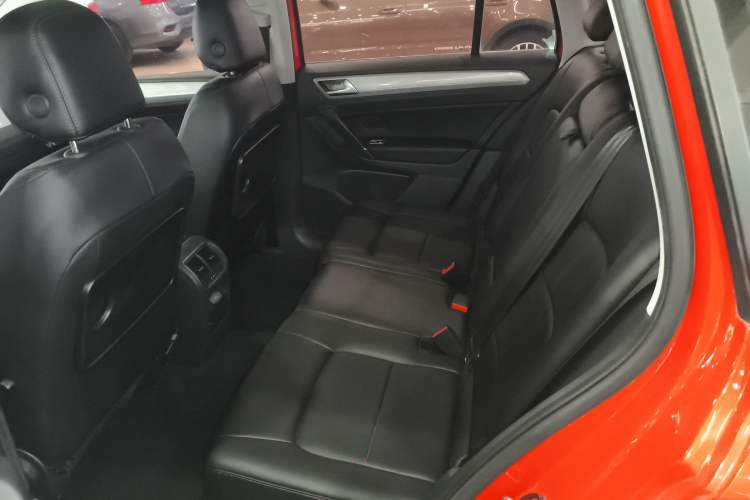 Used Volkswagen Golf Sportsvan 2016 180TSI Automatic Trend Model Left Rear Seat