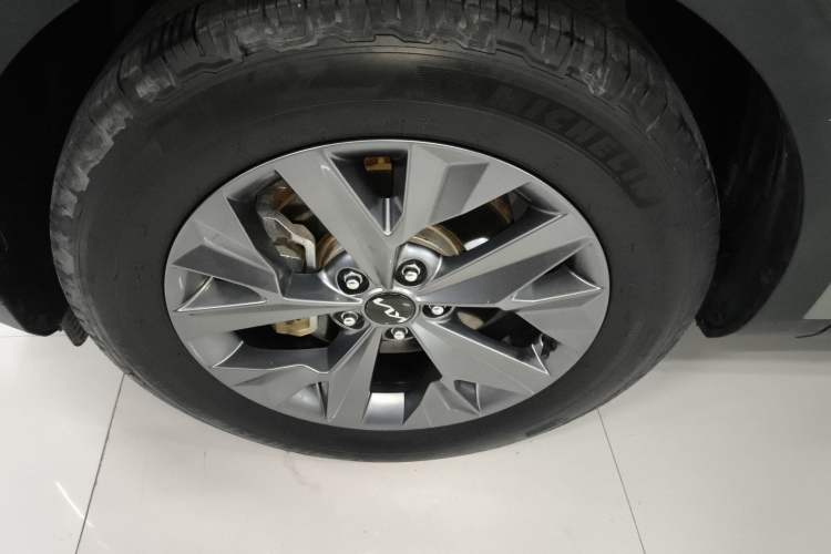 Used Kia Sportage (Chinese Domestic Model) 2023 2.0L HEV Two-Wheel Drive Flagship Edition
