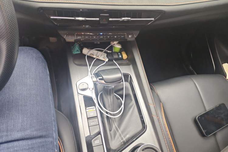 Used CHANGAN OSHAN X7 PLUS 2022 1.5T Blue Whale Edition Automatic Prestige Version
