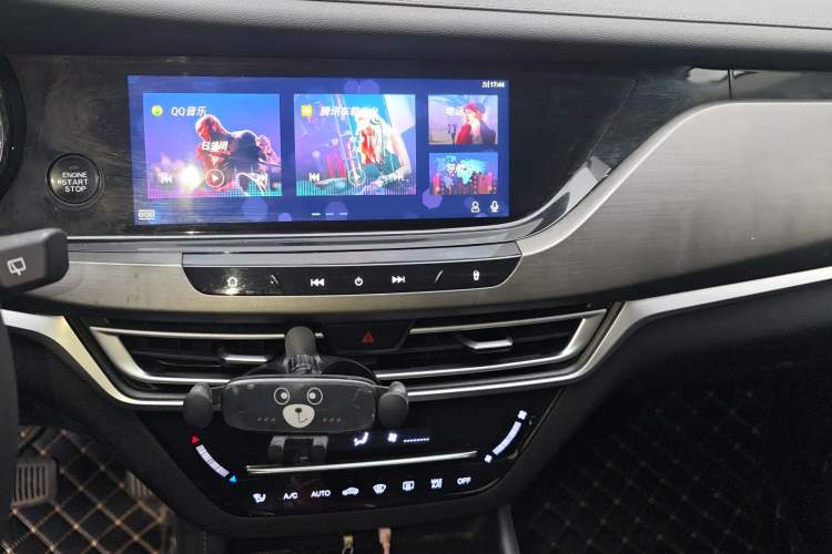 Used CHANGAN CS35PLUS 2019 1.4T DCT Chuanlian Blue Whale Edition