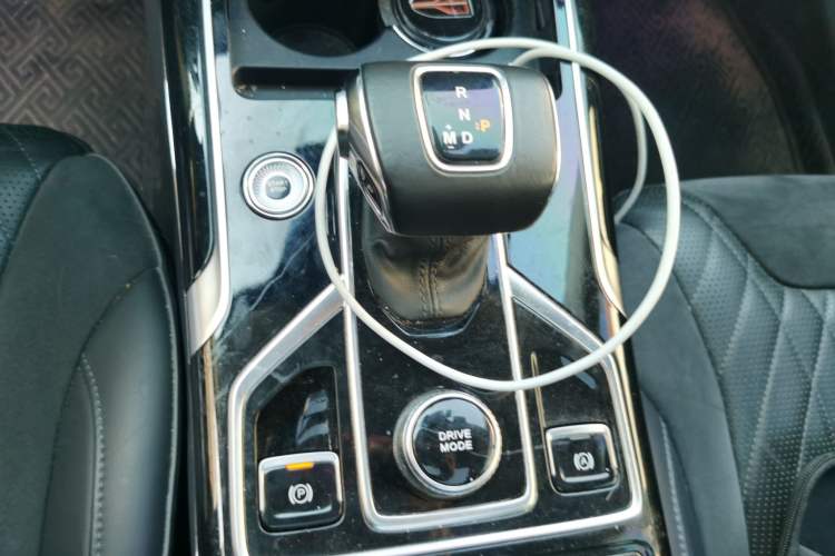 Used Hongqi HS5 2022 2.0T Smart Connect Flagship All-Wheel-Drive Version
