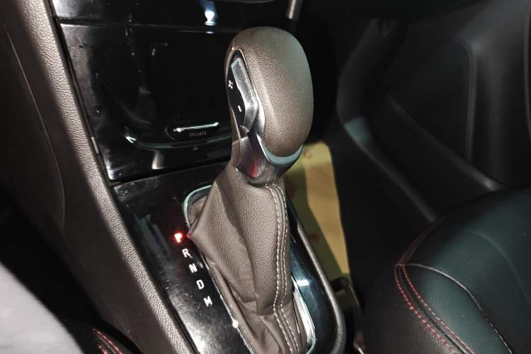 Used Buick Encore 2017 18T Automatic Two-Wheel Drive Urban Leading Model