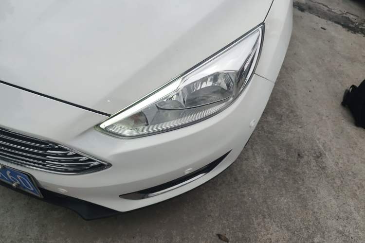 Used Ford Focus 2017 Sedan EcoBoost 180 Automatic Flagship Model Left Front Headlight