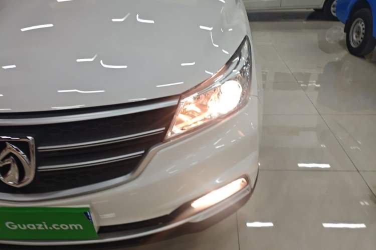 Used Baojun 730 2019 1.5T CVT Fashion Model 7 Seats China VI Emission Standard Left Front Headlight