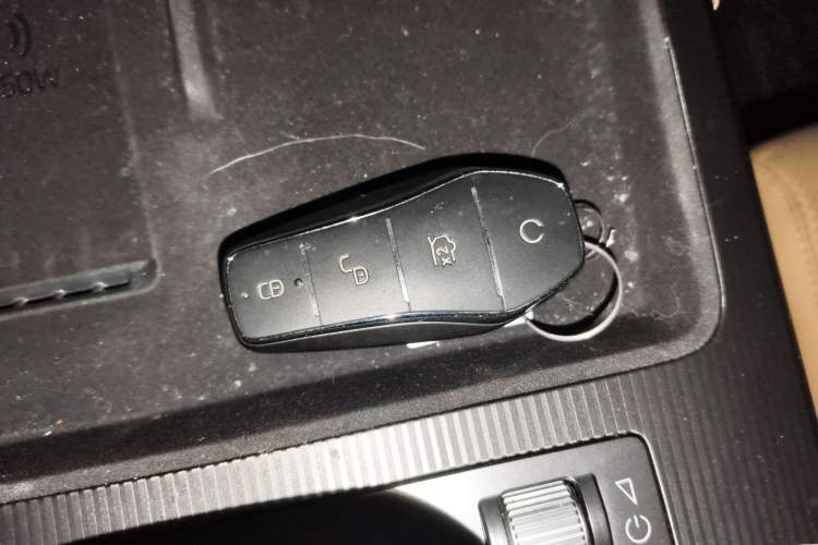 Used BYD Song L DM-i 2024 160 km Excellence Version
