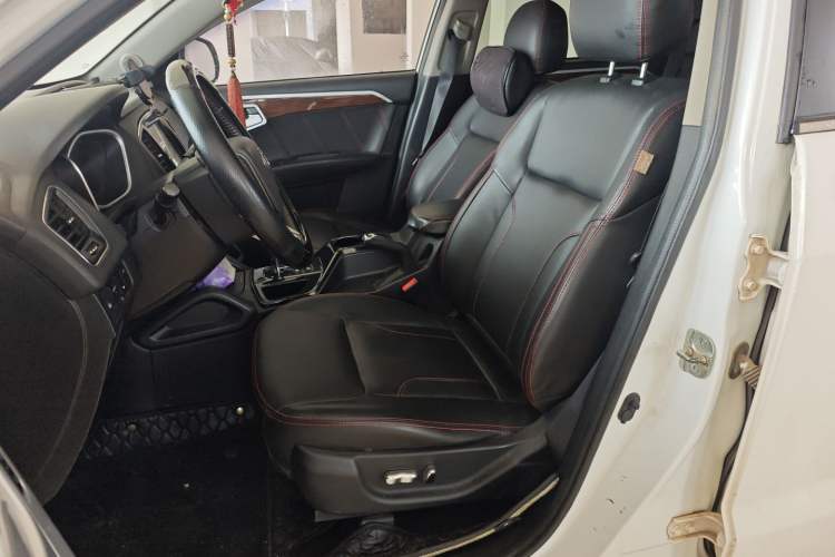 Used Geely Auto GX7 2015 Sports Edition 2.0L Automatic Prestige Model
