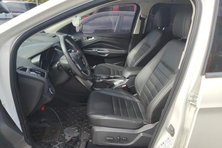 Used Ford Kuga 2015 1.5L GTDi Four-Wheel-Drive Elite Model
