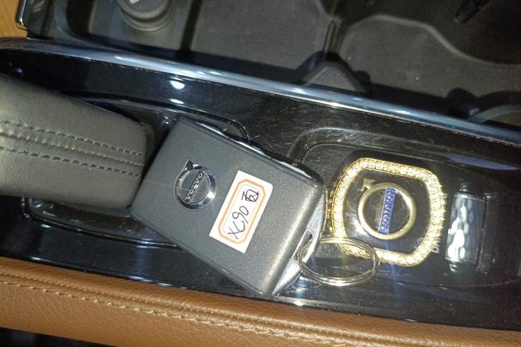 Used Volvo XC90 2021 B6 Zhiyi Luxury Edition 7-Seater Interior 1