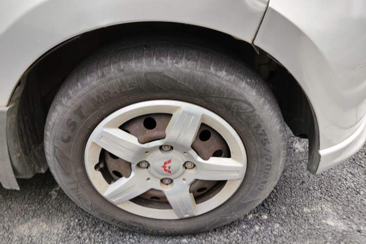 Used Wuling Hongguang 2015 1.5L S Basic Version China V Standard