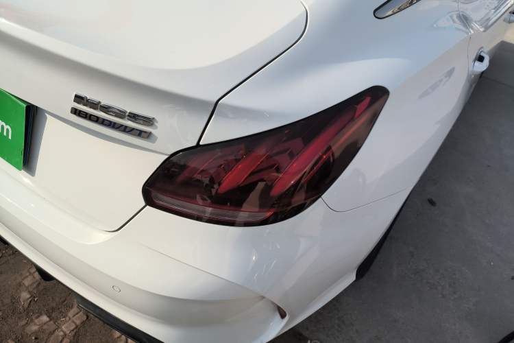 Used MG 5 2021 180 DVVT CVT Youthful Style Edition
