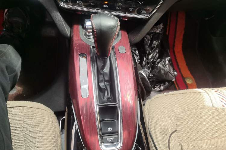 Used Honda XR-V 2015 1.8L VTi CVT Luxury Edition Gear Lever