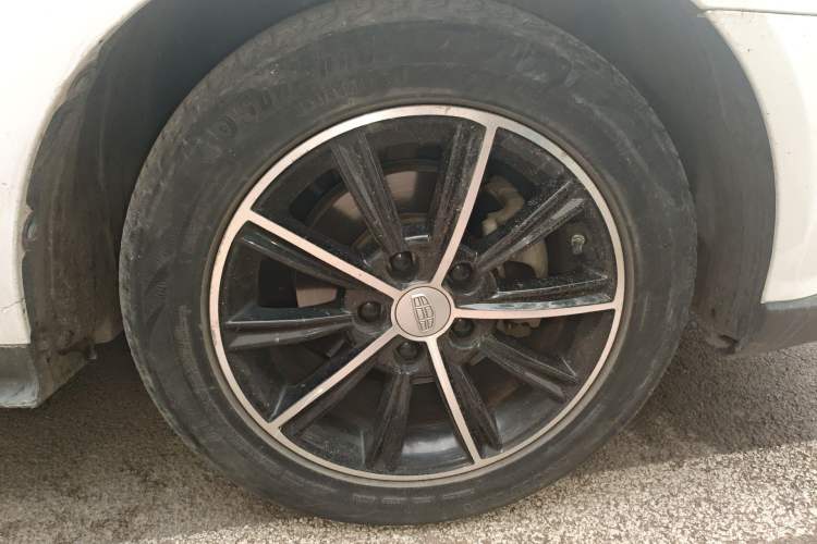 Used Geely Auto Emgrand 2017 Hatchback RS Million Edition 1.5L CVT Upward Version
