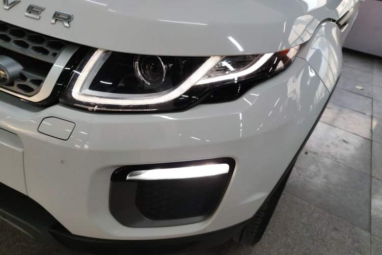 Used Land Rover Range Rover Evoque 2016 2.0T SE Smart Glow Edition