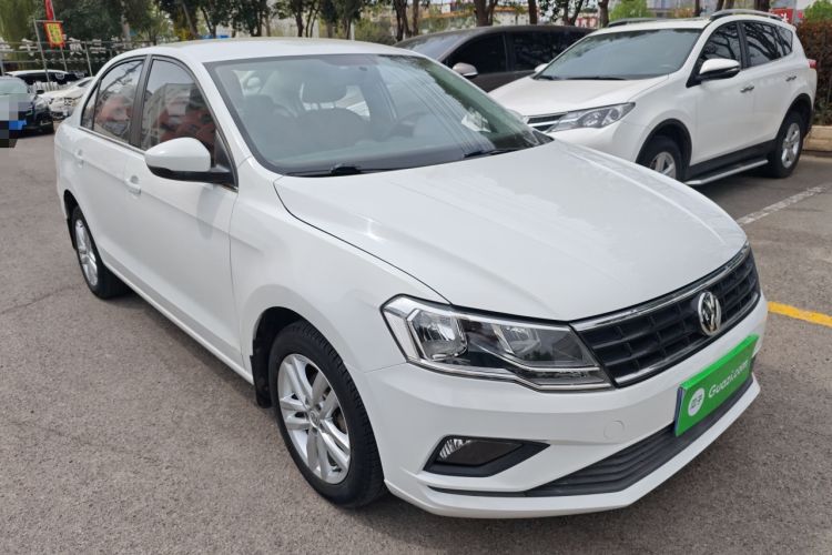 Used Volkswagen Jetta 2019 Dream Edition 1.5L Manual Fashion Version
