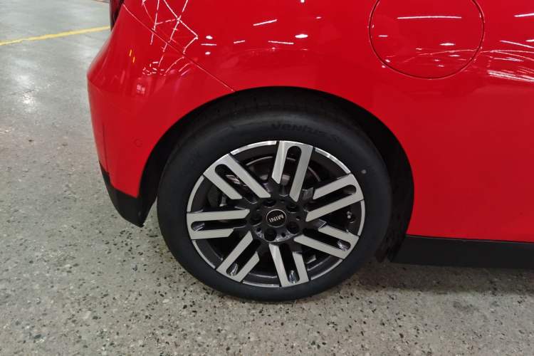 Used MINI Electric MINI COOPER 2024 456km COOPER E Classic Edition