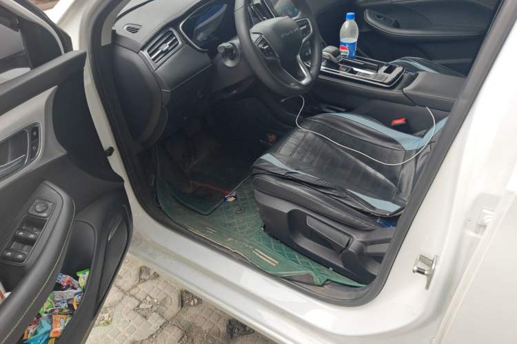 Used Roewe i6 MAX New Energy 2023 EV 420 Skyroof Special Edition Driver Seat