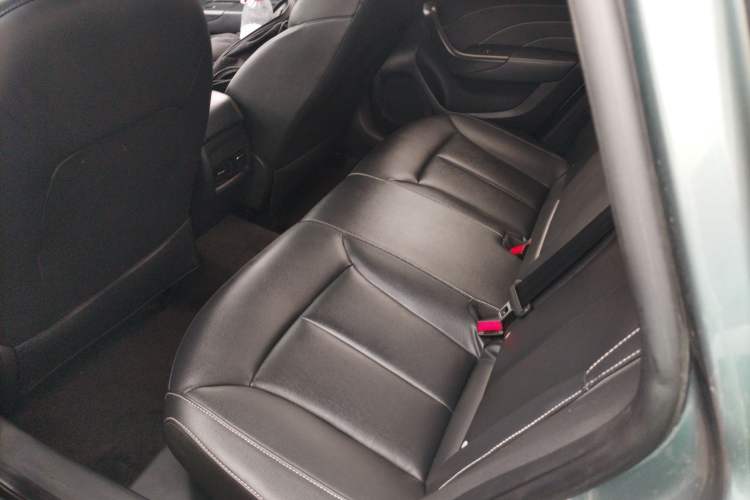 Used Roewe i6 2018 20T Automatic Internet Smart Edition
