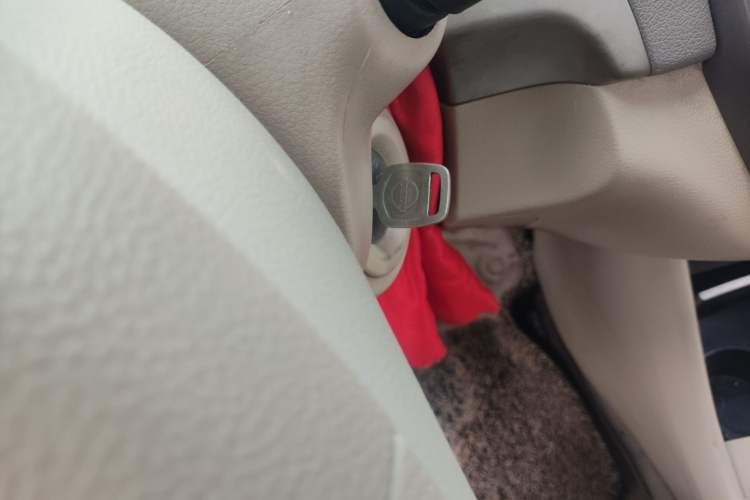 Used Nissan Sylphy 2016 Classic 1.6XE Automatic Comfort Edition Vehicle Key