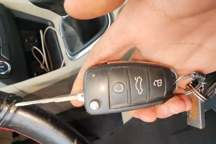 Used Chery Arrizo 7 2015 1.6L Manual Zhi Ling Edition