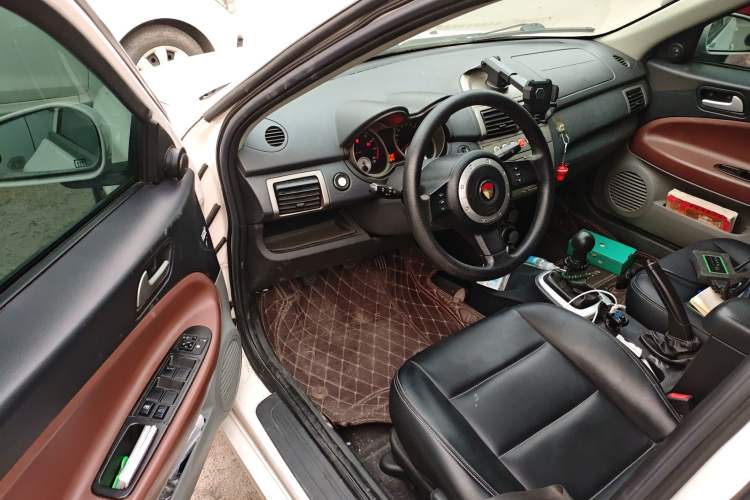 Used Lotus L3 2010 Sedan 1.6L Manual Elite Model