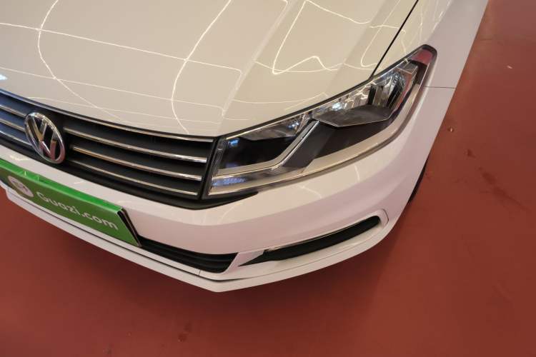 Used Volkswagen Santana 2016 1.6L Manual Comfort Edition Left Front Headlight