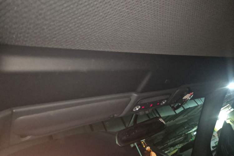 Used Audi A5 2014 Cabriolet 45 TFSI Headliner